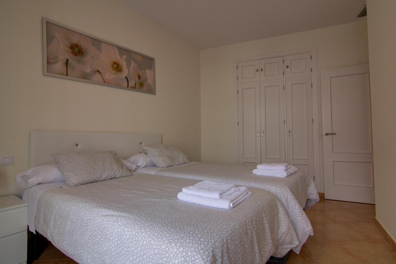 Apartamentos Centro 2 El Puerto El Puerto de Santa María Kültér fotó